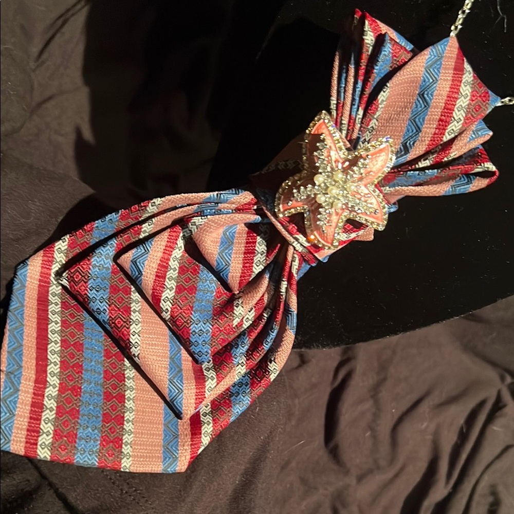 Elegant Multicolor Striped Scarf with Star Accent